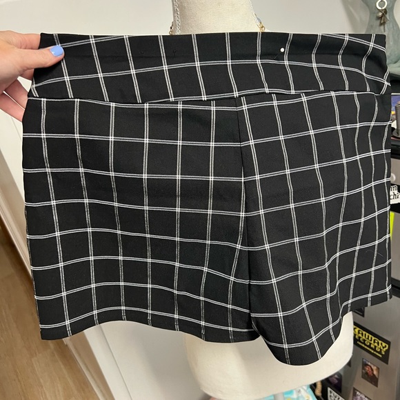 New Inc shorts size 12 - Picture 4 of 4